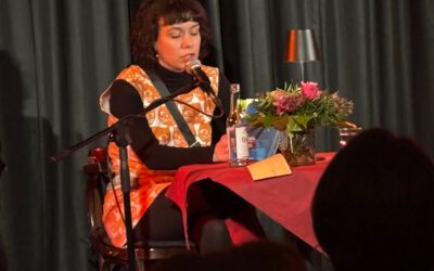 Sarah Lorenz las aus ihrem Debütroman