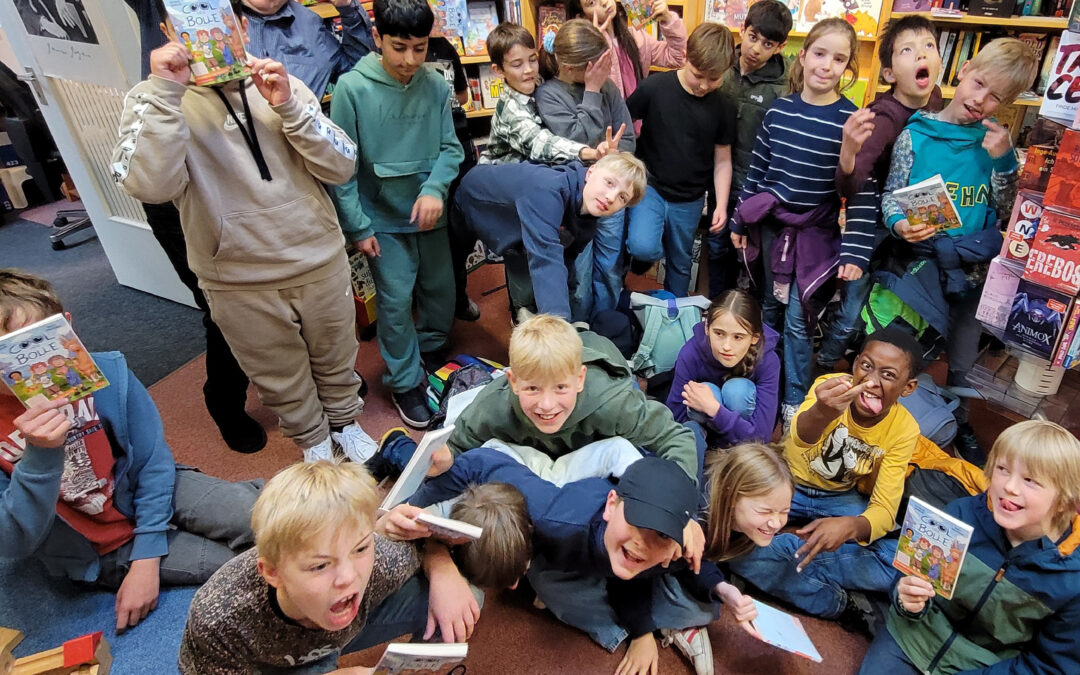 Coole Kinder in der Buchhandlung