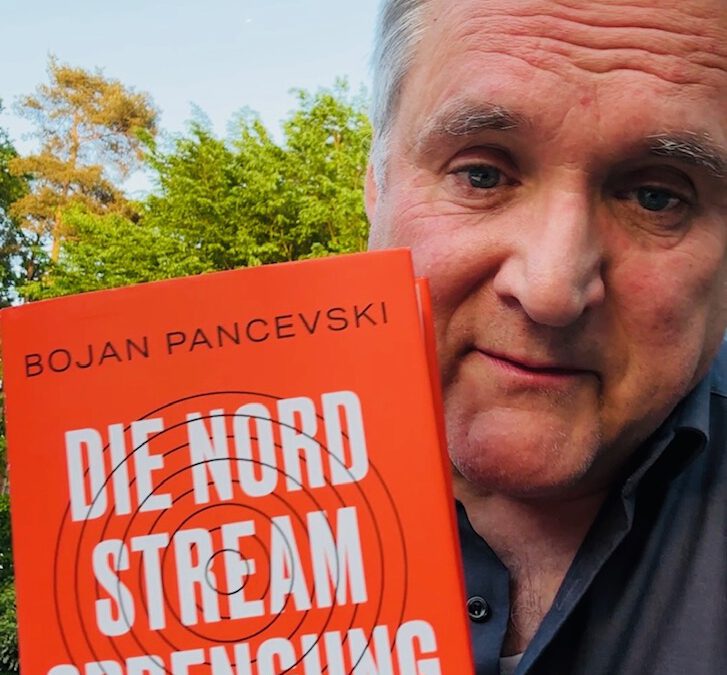 Agenten-Thriller und top-aktuelles Sachbuch in einem
