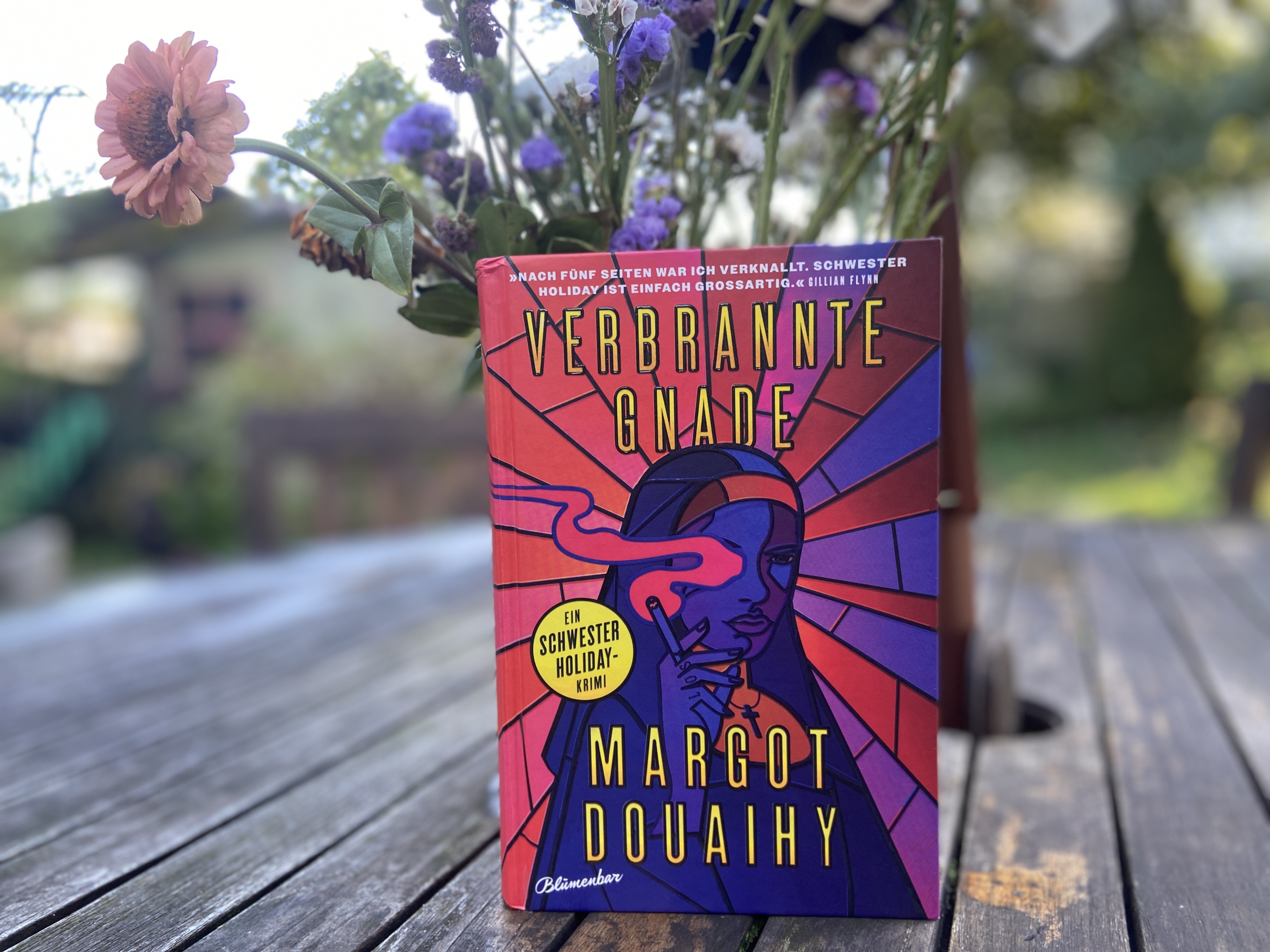 Krimitipp: „Verbrannte Gnade“ von Margot Douaihy
